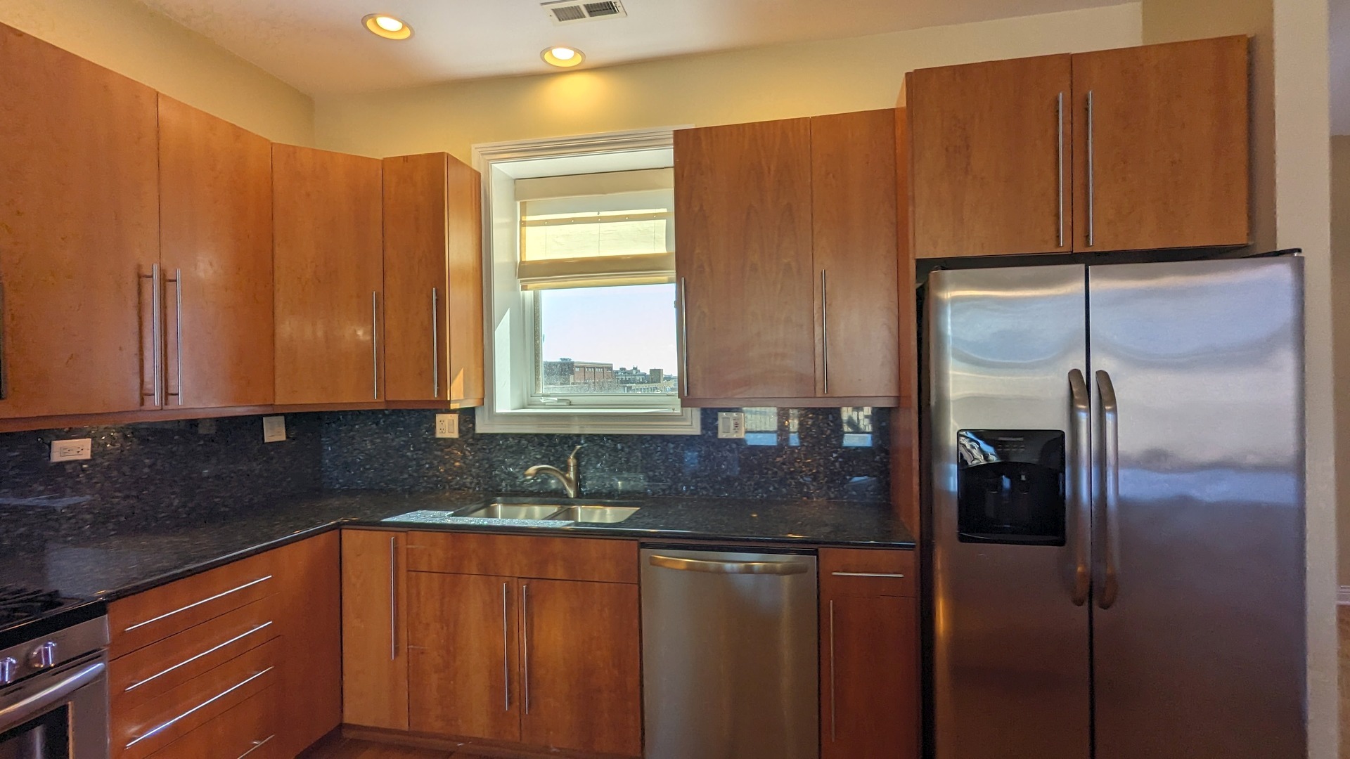 1355 W Washington Boulevard 6b Property Photo 11