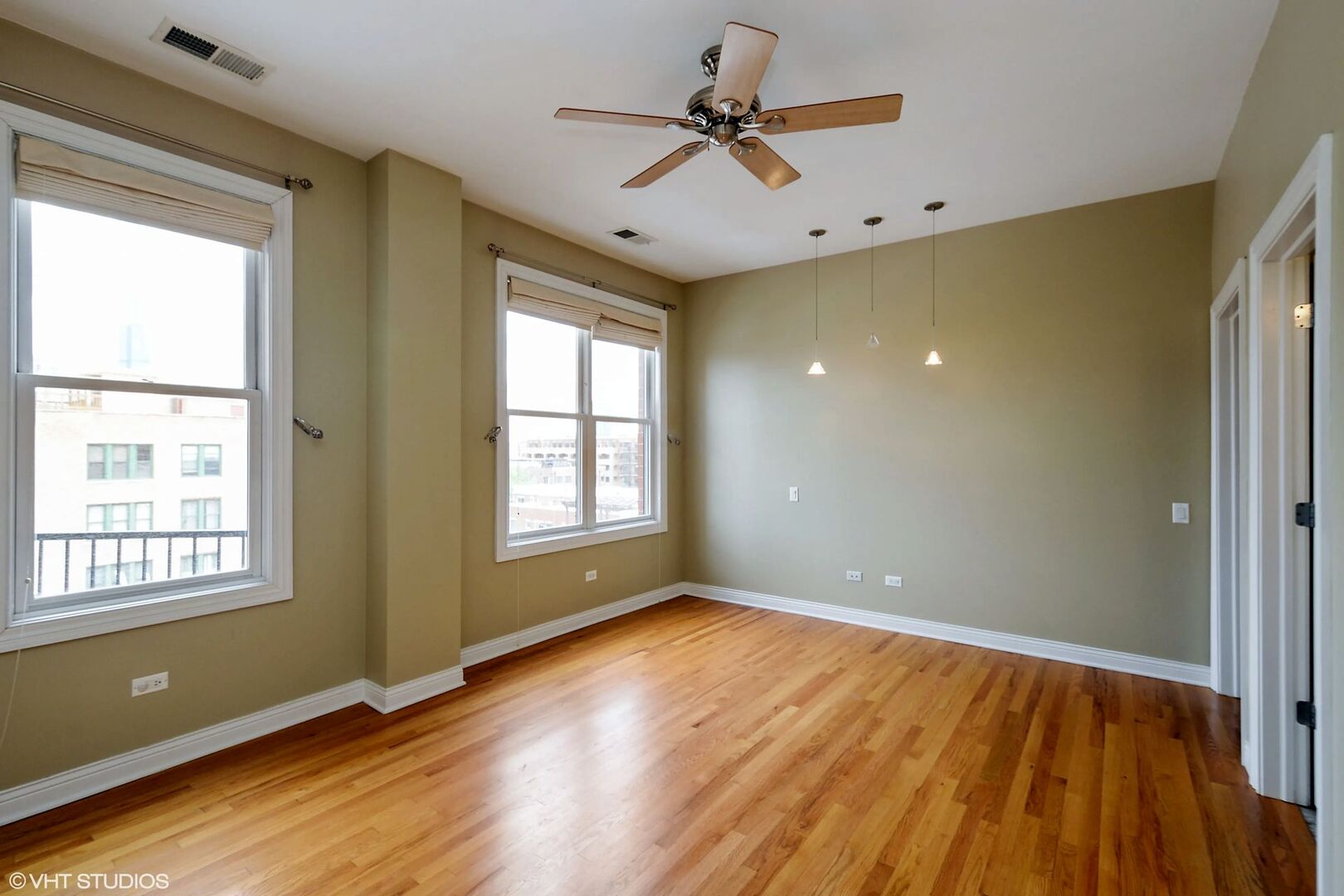1355 W Washington Boulevard 6b Property Photo 15