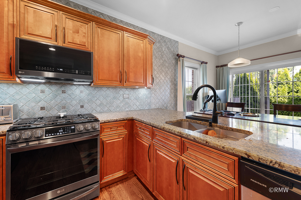 463 E Potter Street Property Photo 4