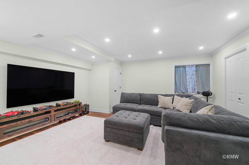 463 E Potter Street Property Photo 20
