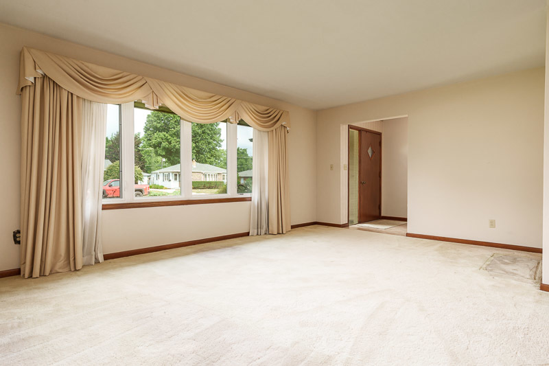 6225 Browns Parkway Property Photo 35