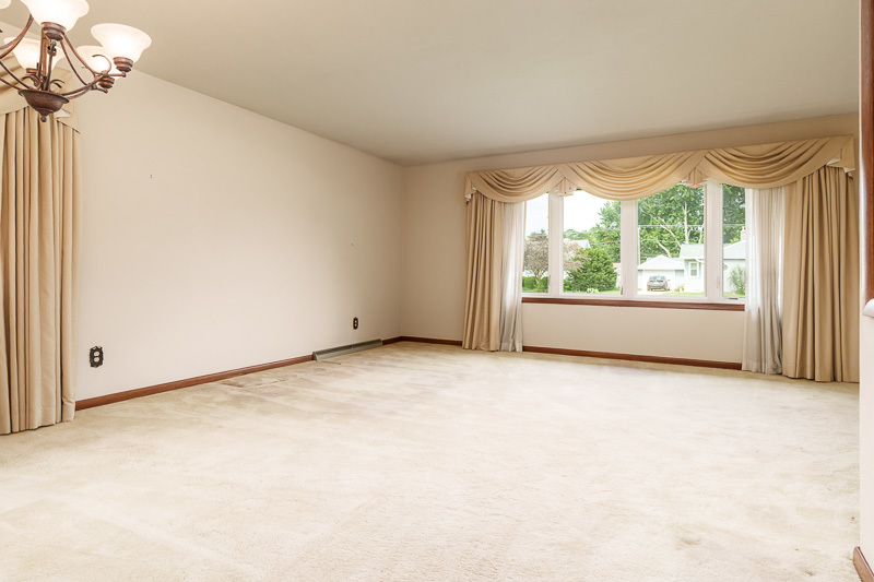 6225 Browns Parkway Property Photo 37