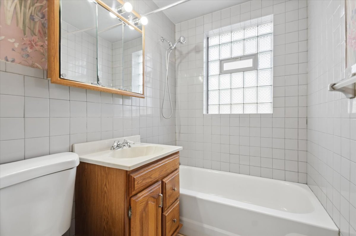 6354 W Cuyler Avenue Property Photo 10