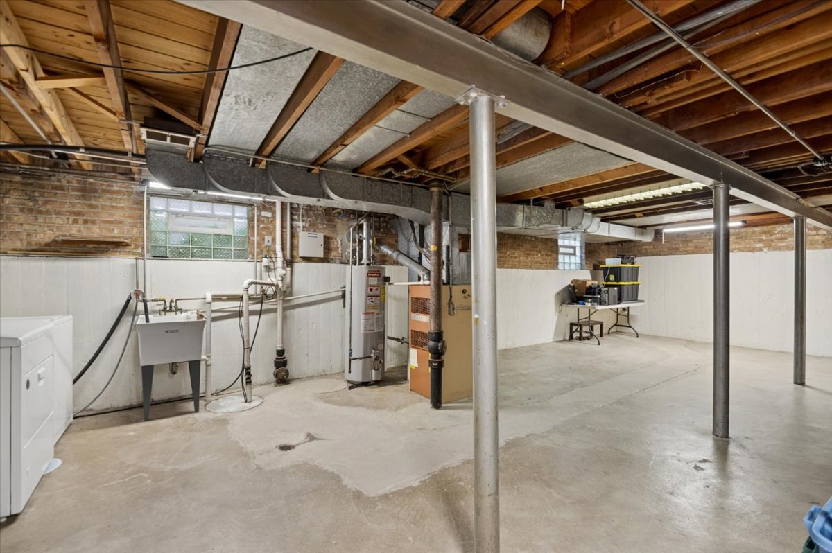 6354 W Cuyler Avenue Property Photo 15