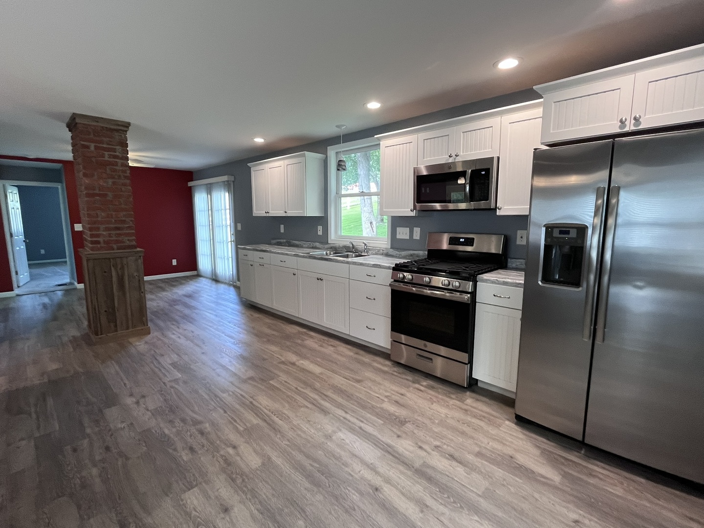 1720 Hugenberg Lane Property Photo 14