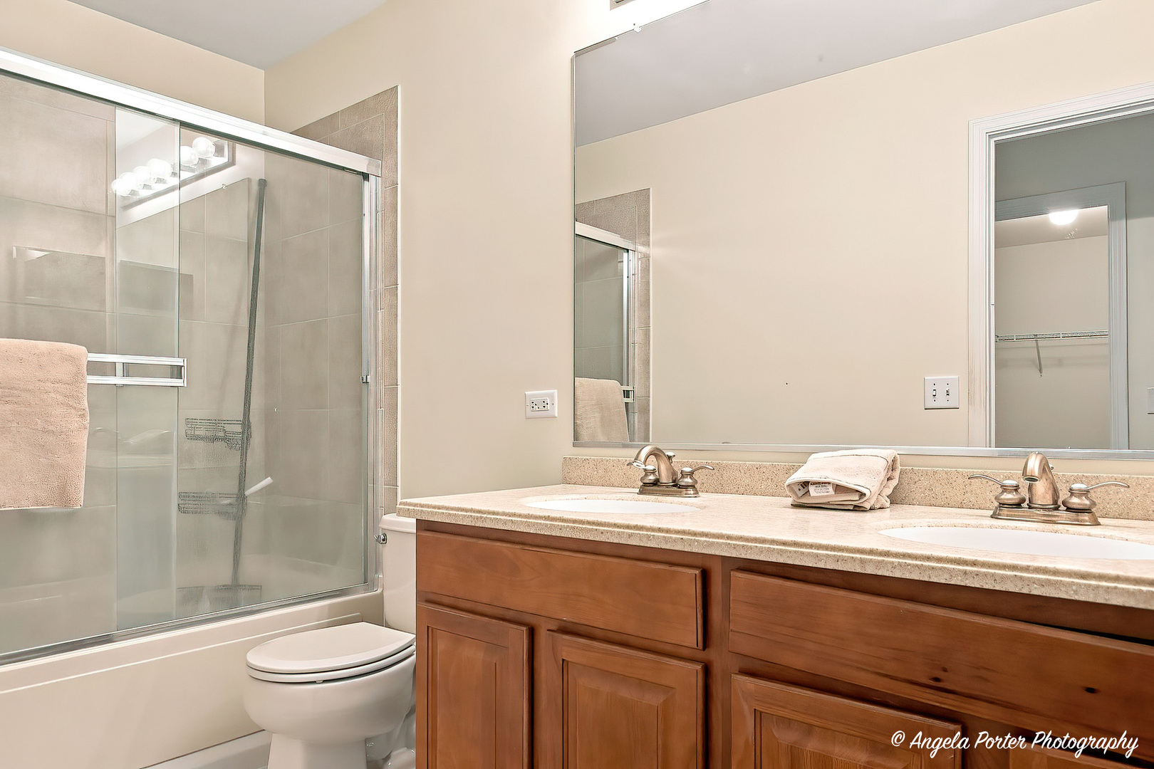 2714 Kendall Crossing Property Photo 22