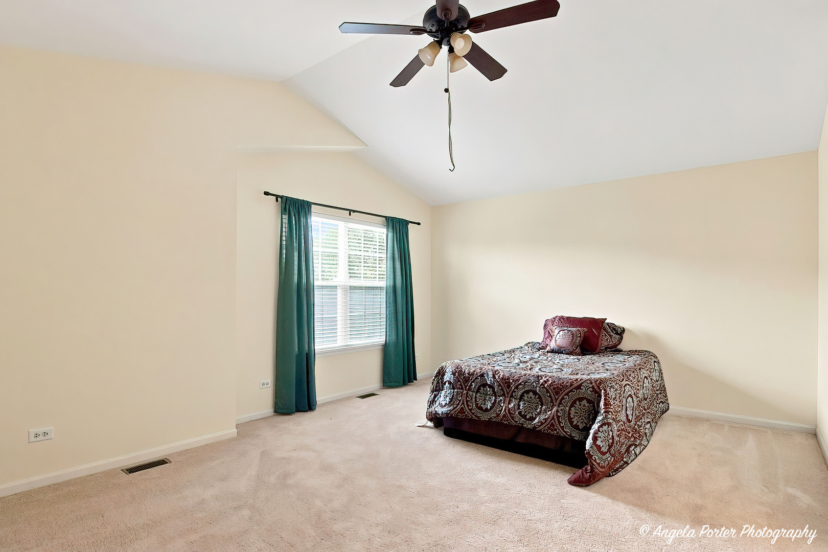 2714 Kendall Crossing Property Photo 23