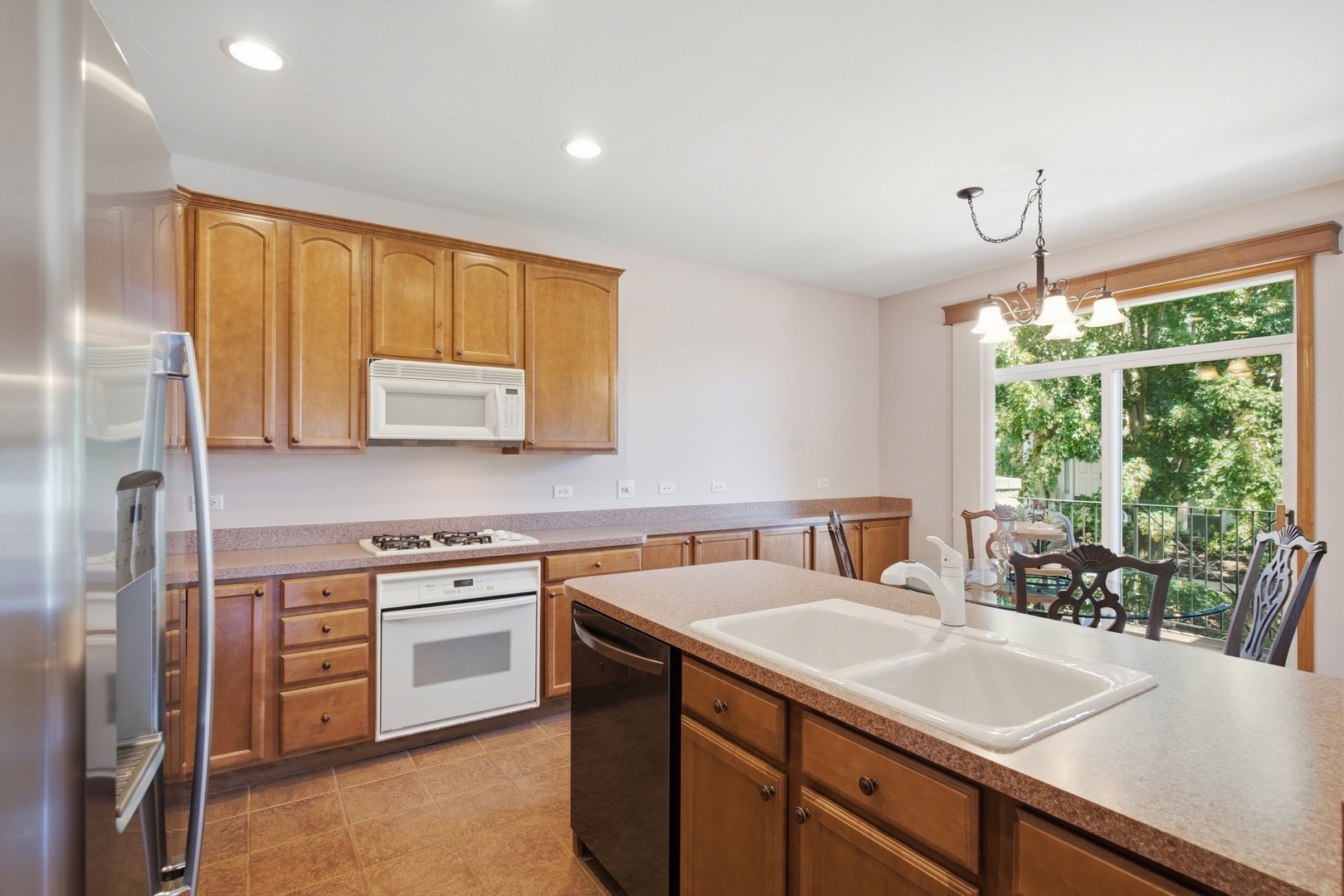 5560 Cambridge Way Property Photo 15