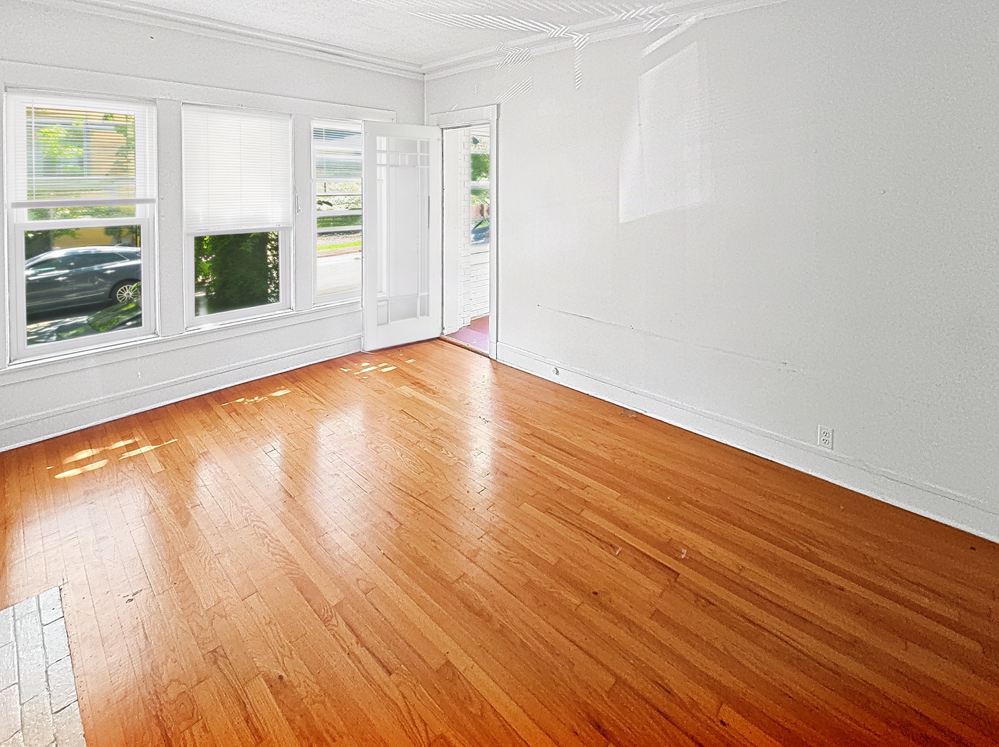 1308 W Rosemont Avenue 1 Property Photo 2