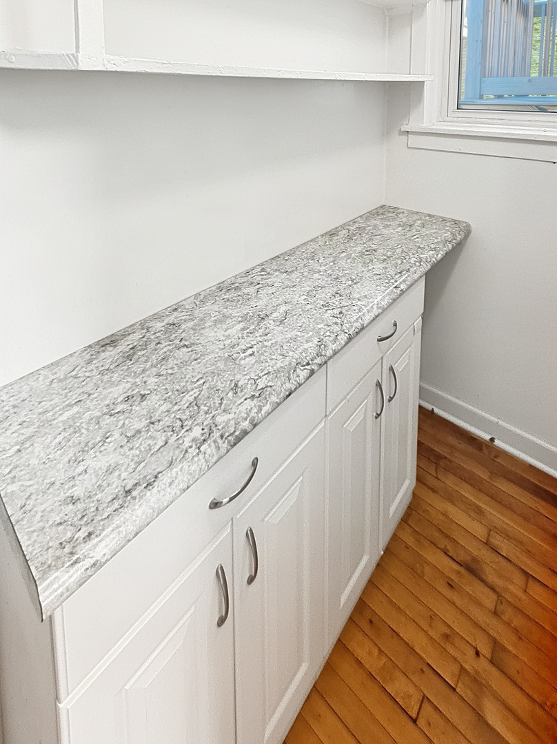 1308 W Rosemont Avenue 1 Property Photo 12