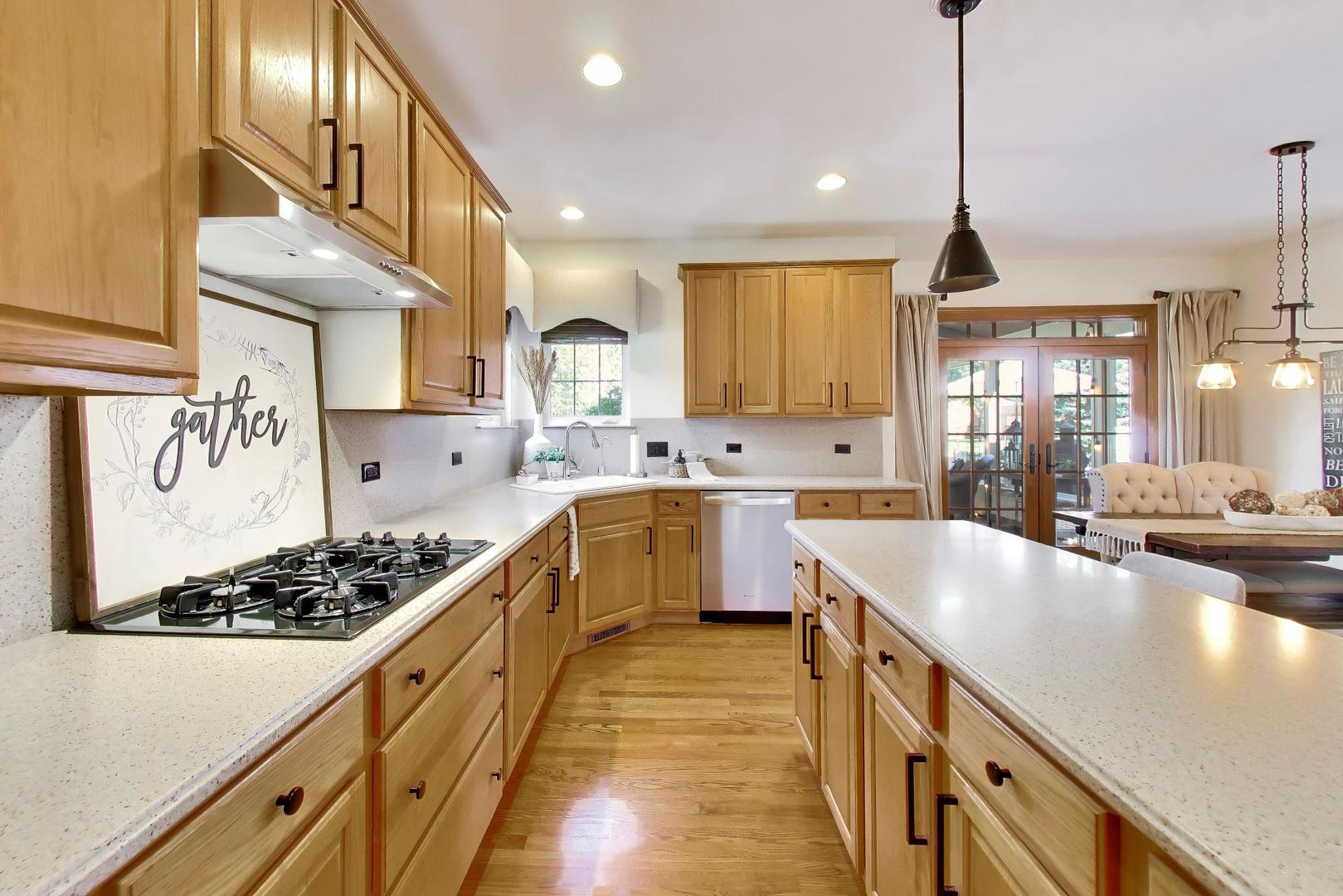 1693 Moorland Lane Property Photo 13