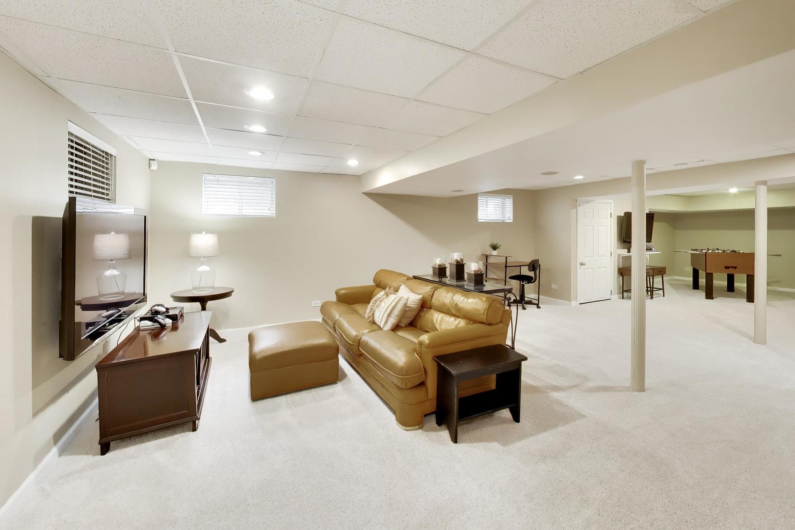 1693 Moorland Lane Property Photo 45