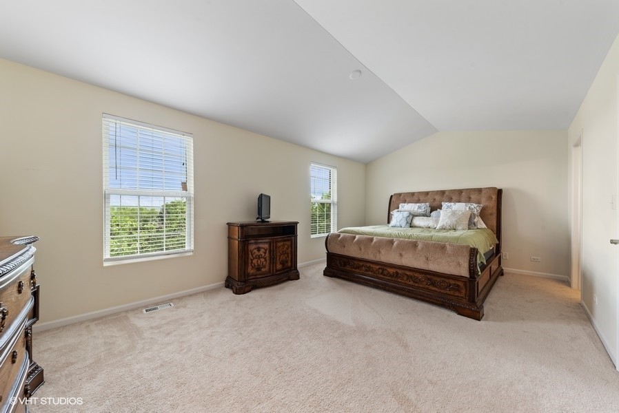 12732235 Property Photo 13