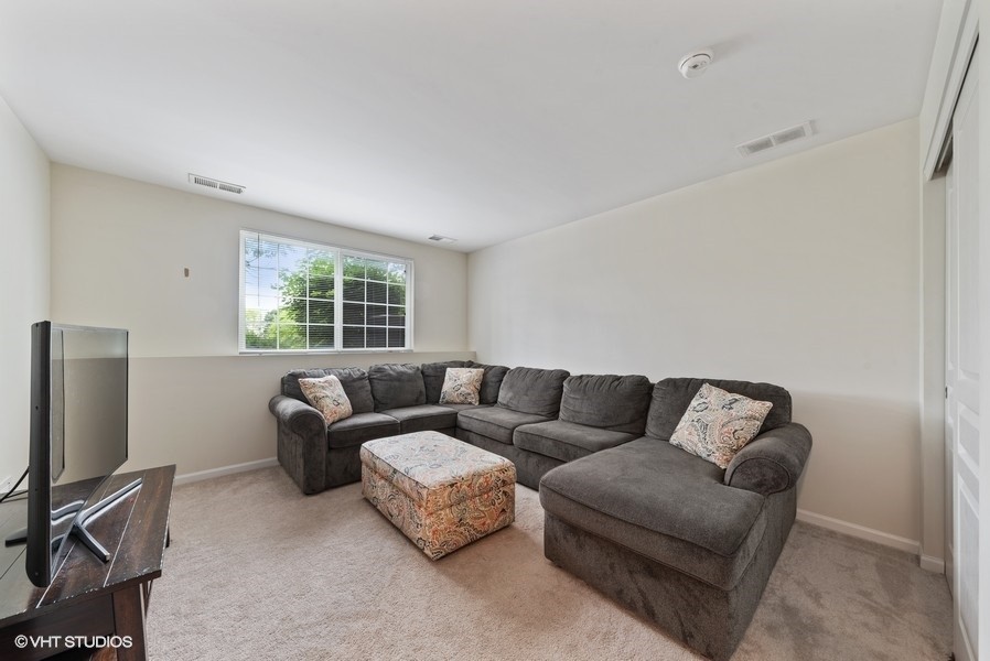 12732235 Property Photo 18
