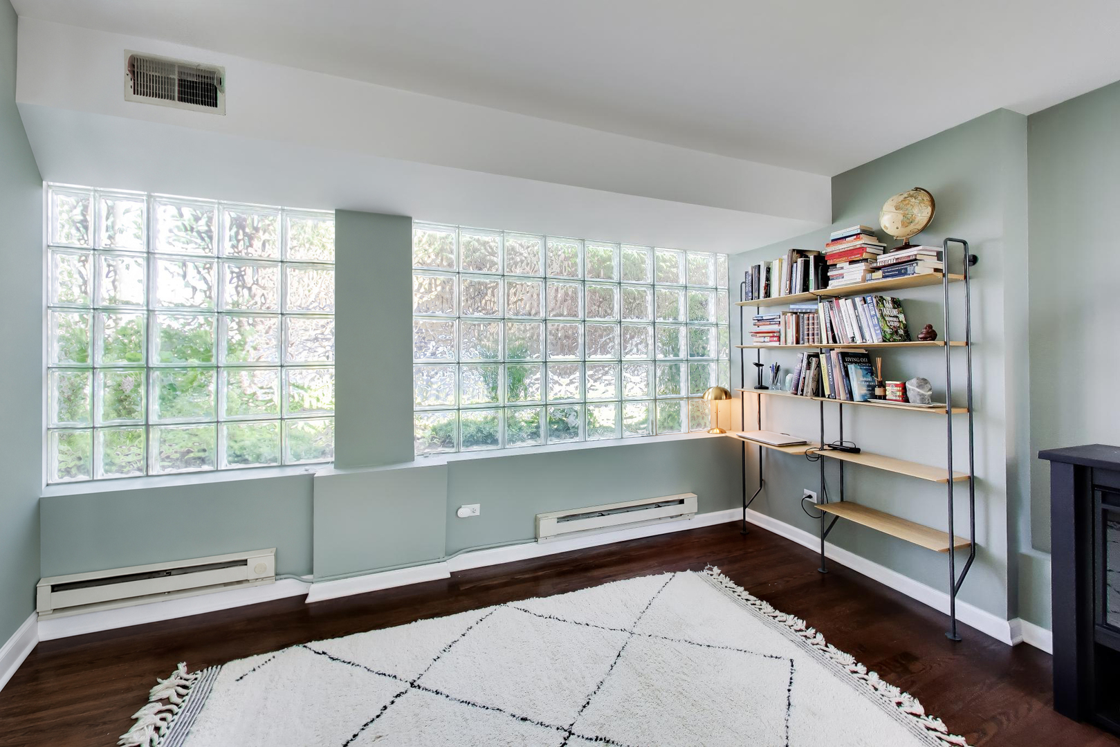 1757 W Sunnyside Avenue A Property Photo 34