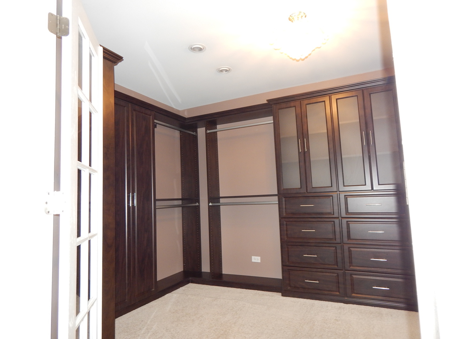 5612 Wildspring Drive Property Photo 11