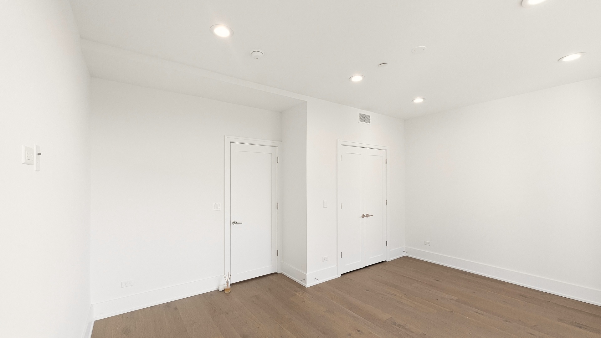 6227 D S Ellis Avenue Property Photo 13
