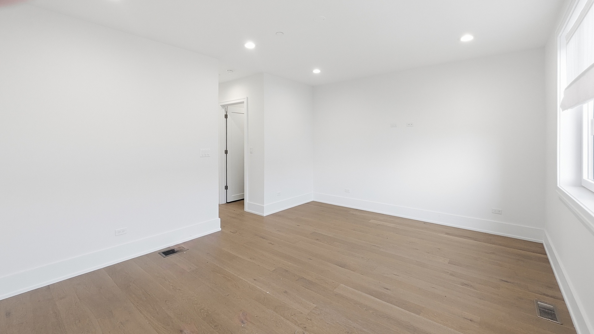 6227 D S Ellis Avenue Property Photo 20