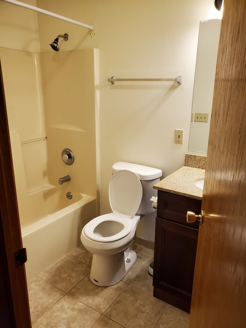 709b Burgess Drive B Property Photo 4