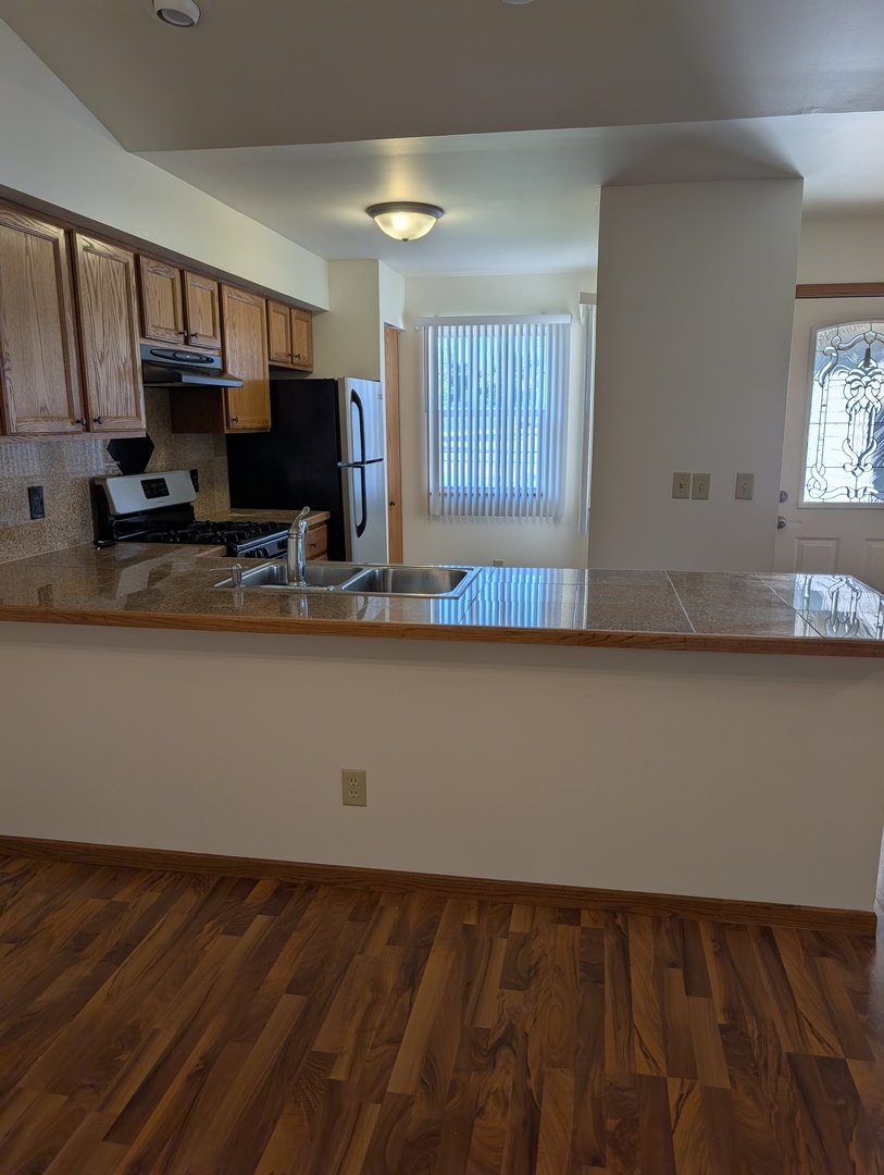 709b Burgess Drive B Property Photo 12