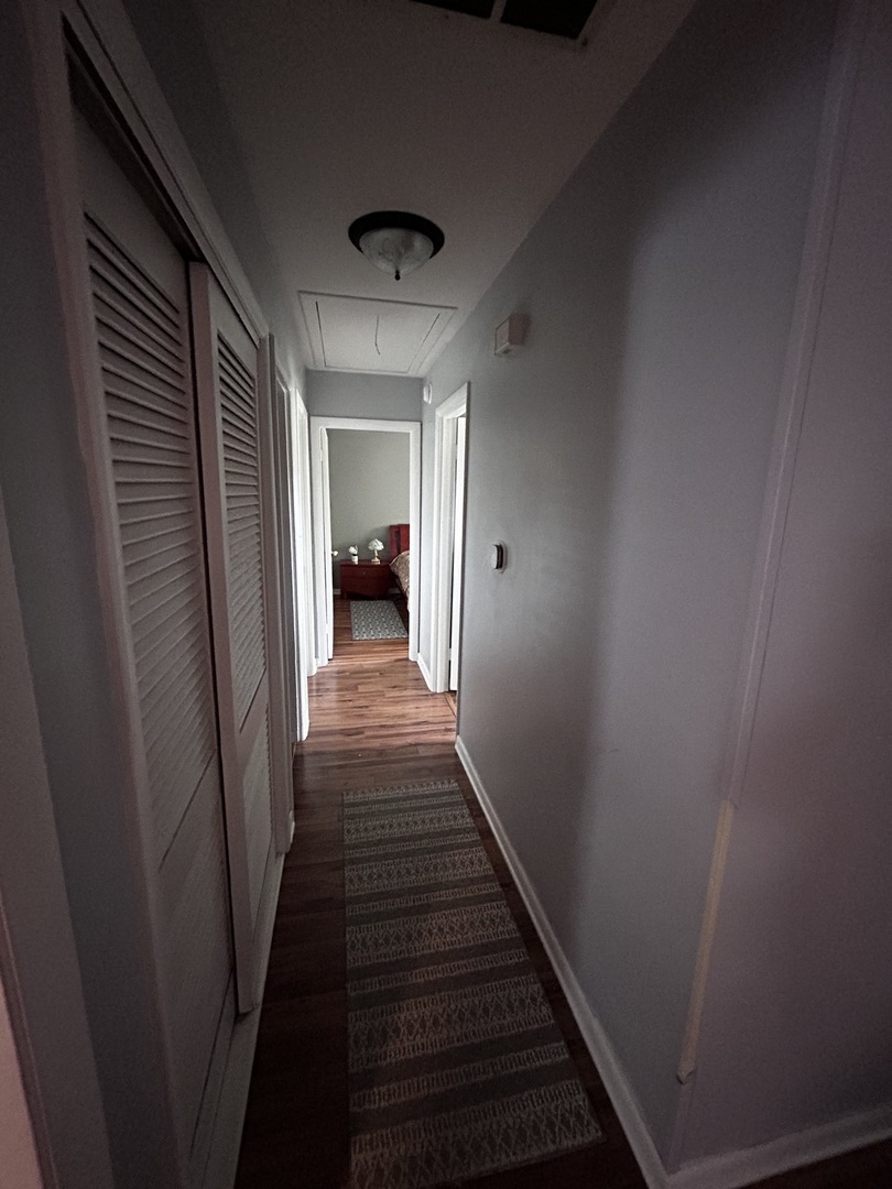 324 N Emerald Avenue Property Photo 11