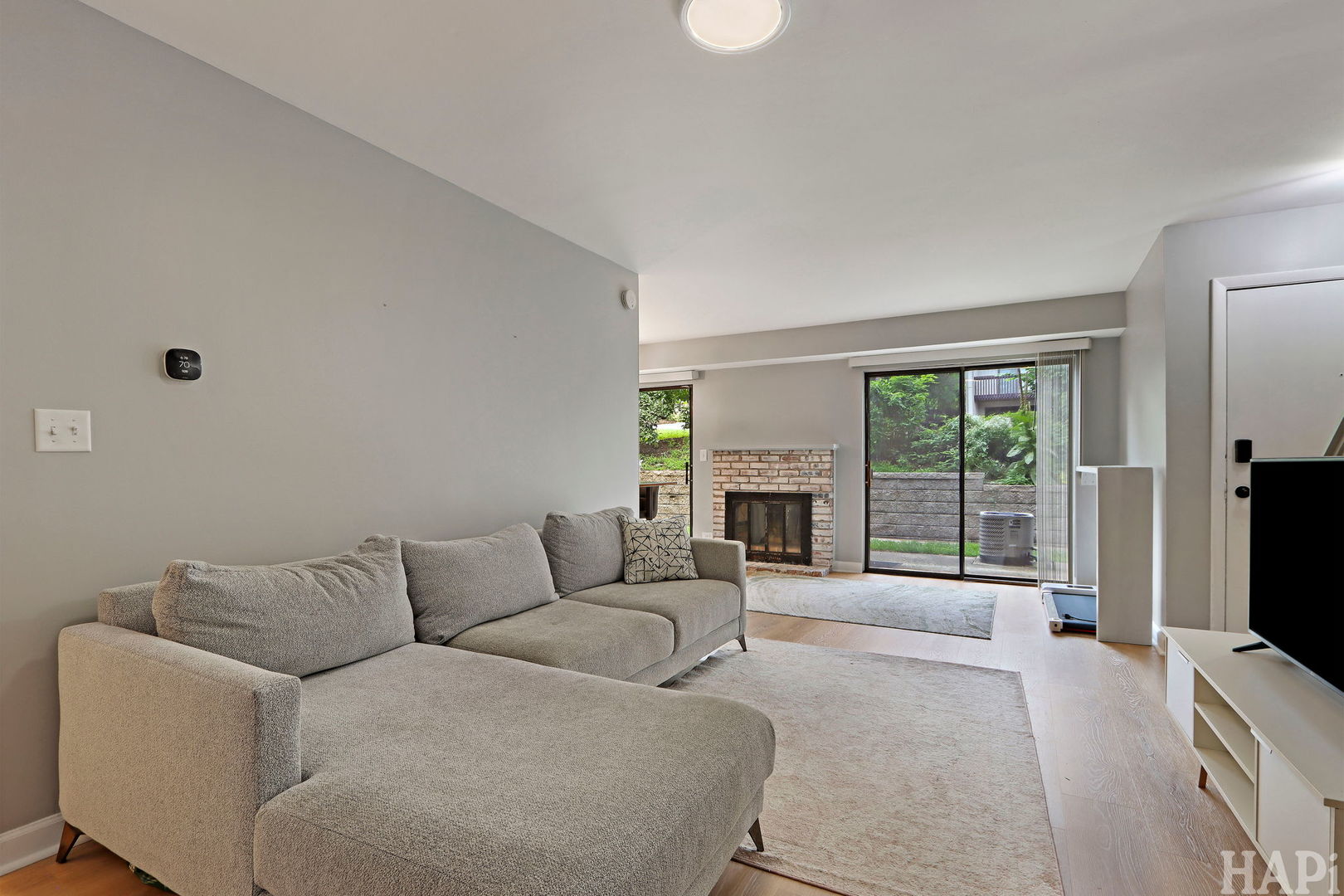 93 Mineola Road 93 Property Photo 4