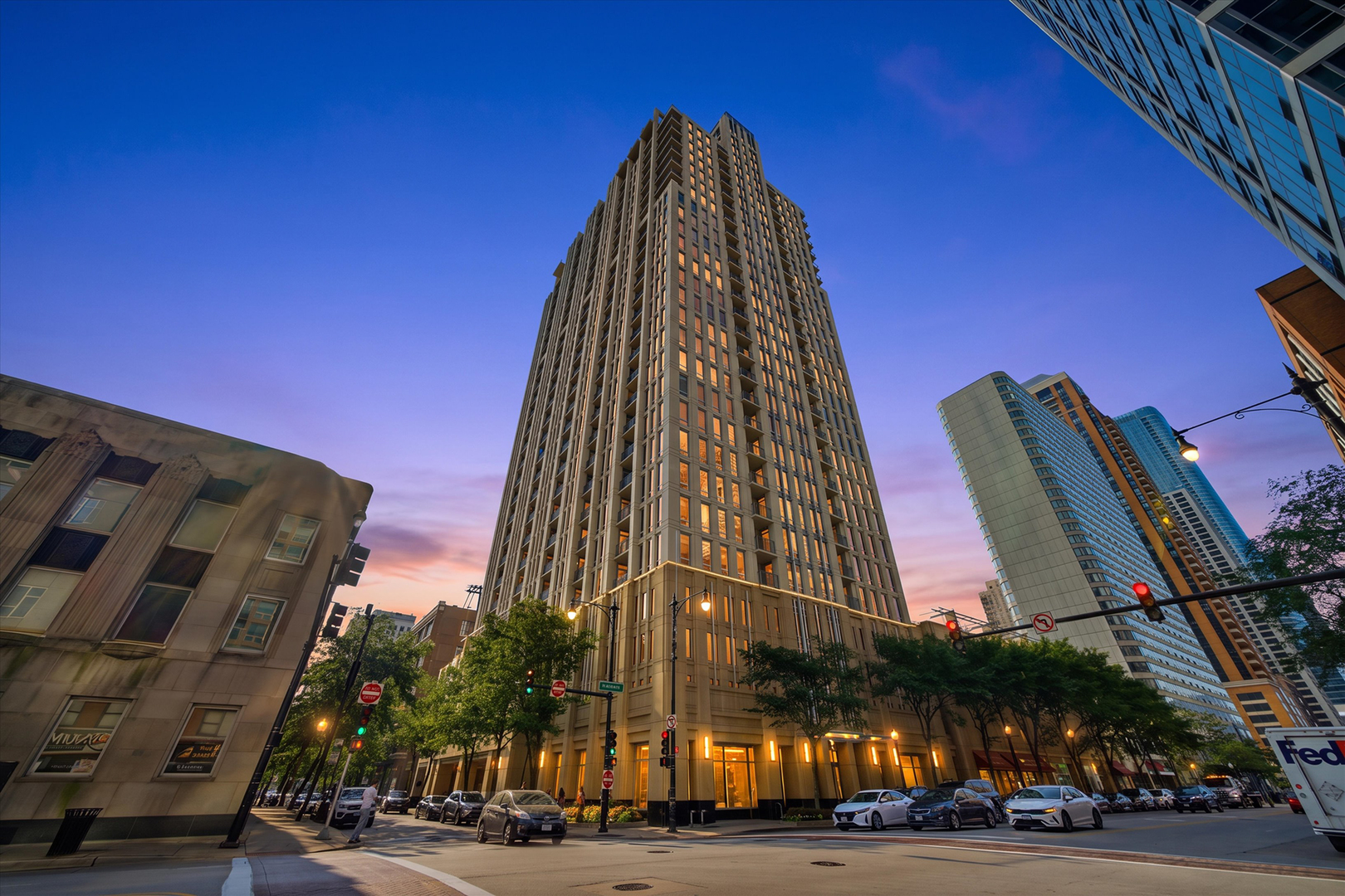 1250 S Michigan Avenue 1009 Property Photo 1