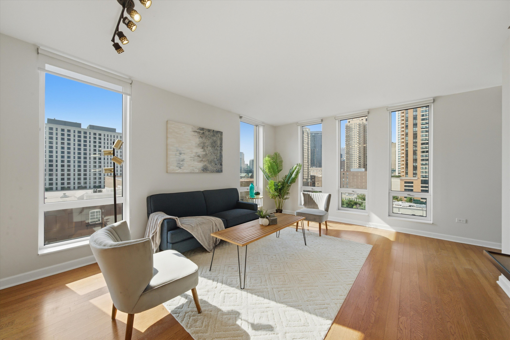 1250 S Michigan Avenue 1009 Property Photo 6