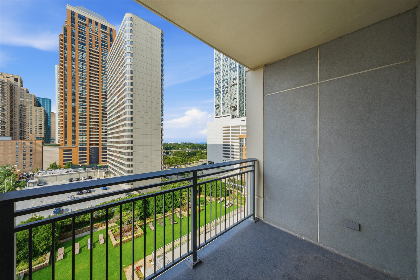 1250 S Michigan Avenue 1009 Property Photo 8