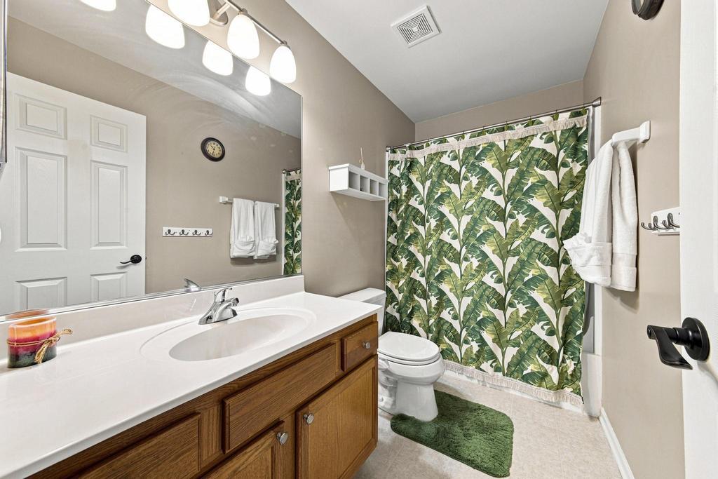 25727 W Woodland Drive Property Photo 17