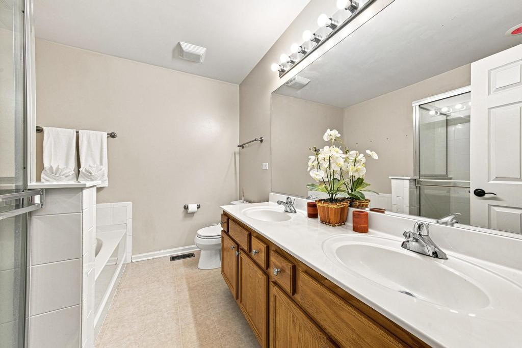 25727 W Woodland Drive Property Photo 19