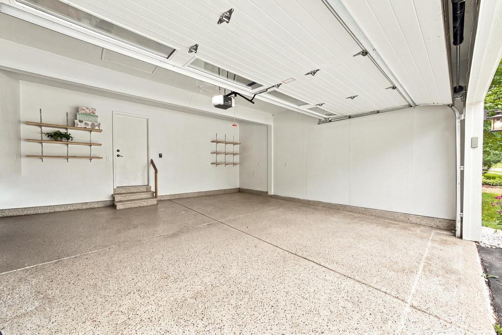 25727 W Woodland Drive Property Photo 26
