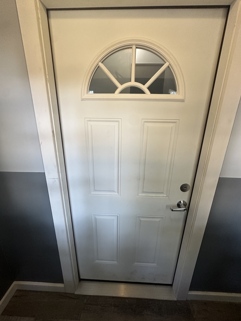 1015 E 150th Place 3e Property Photo 11