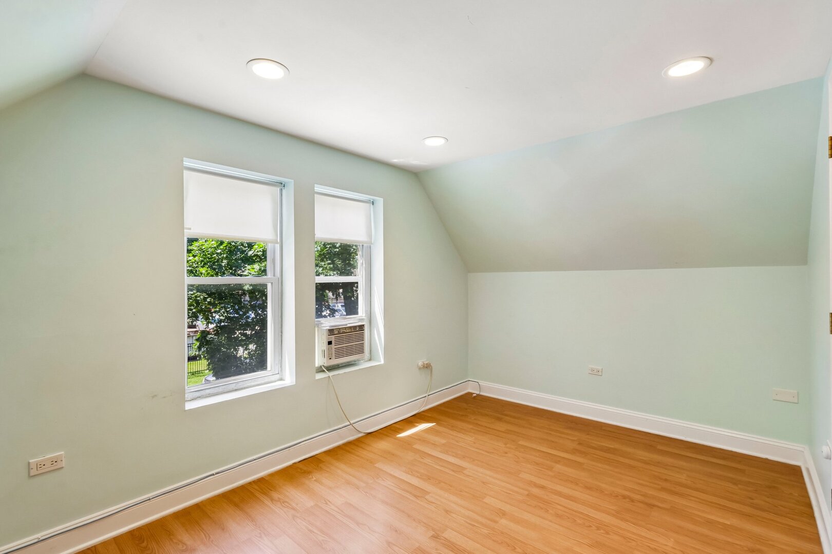 3234 W Haddon Avenue Property Photo 21
