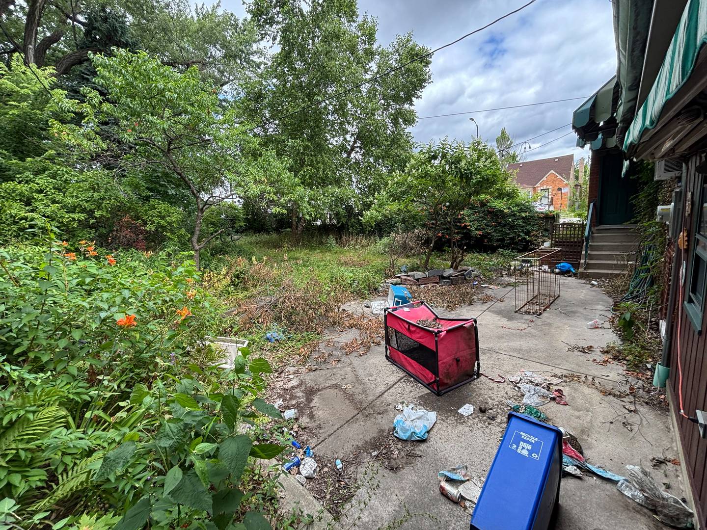 10300 S Talman Avenue Property Photo 3