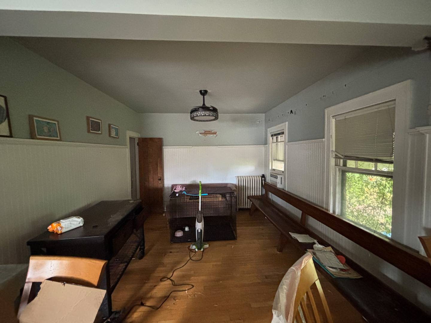 10300 S Talman Avenue Property Photo 5