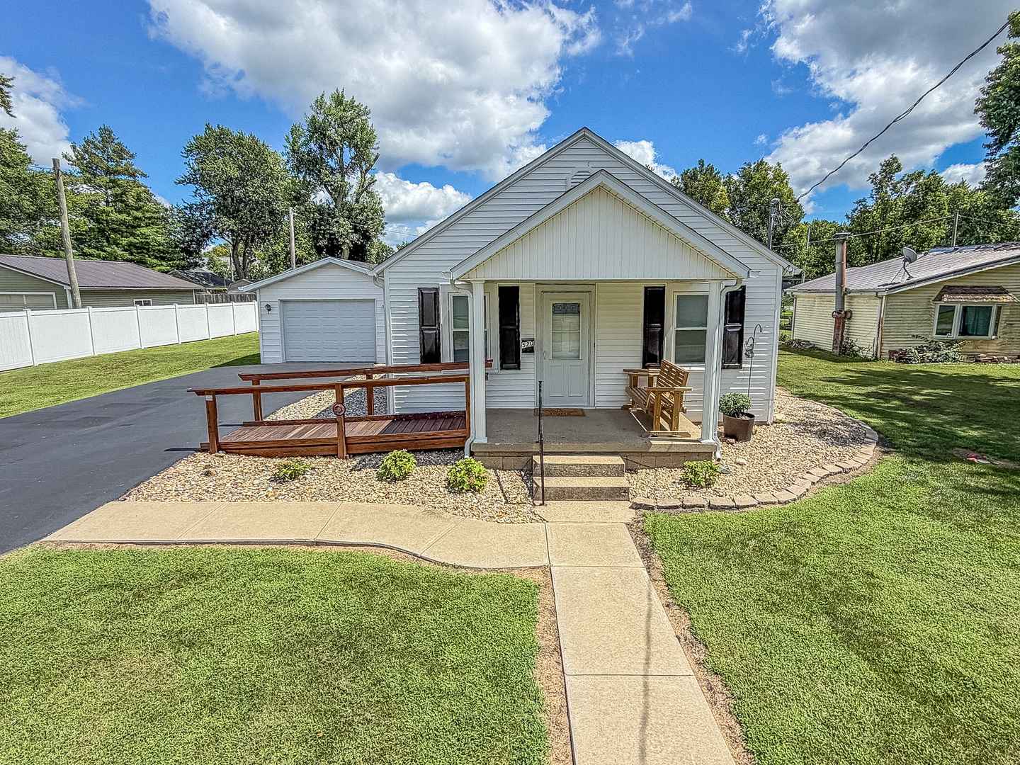 520 S 5th Street Property Photo 1