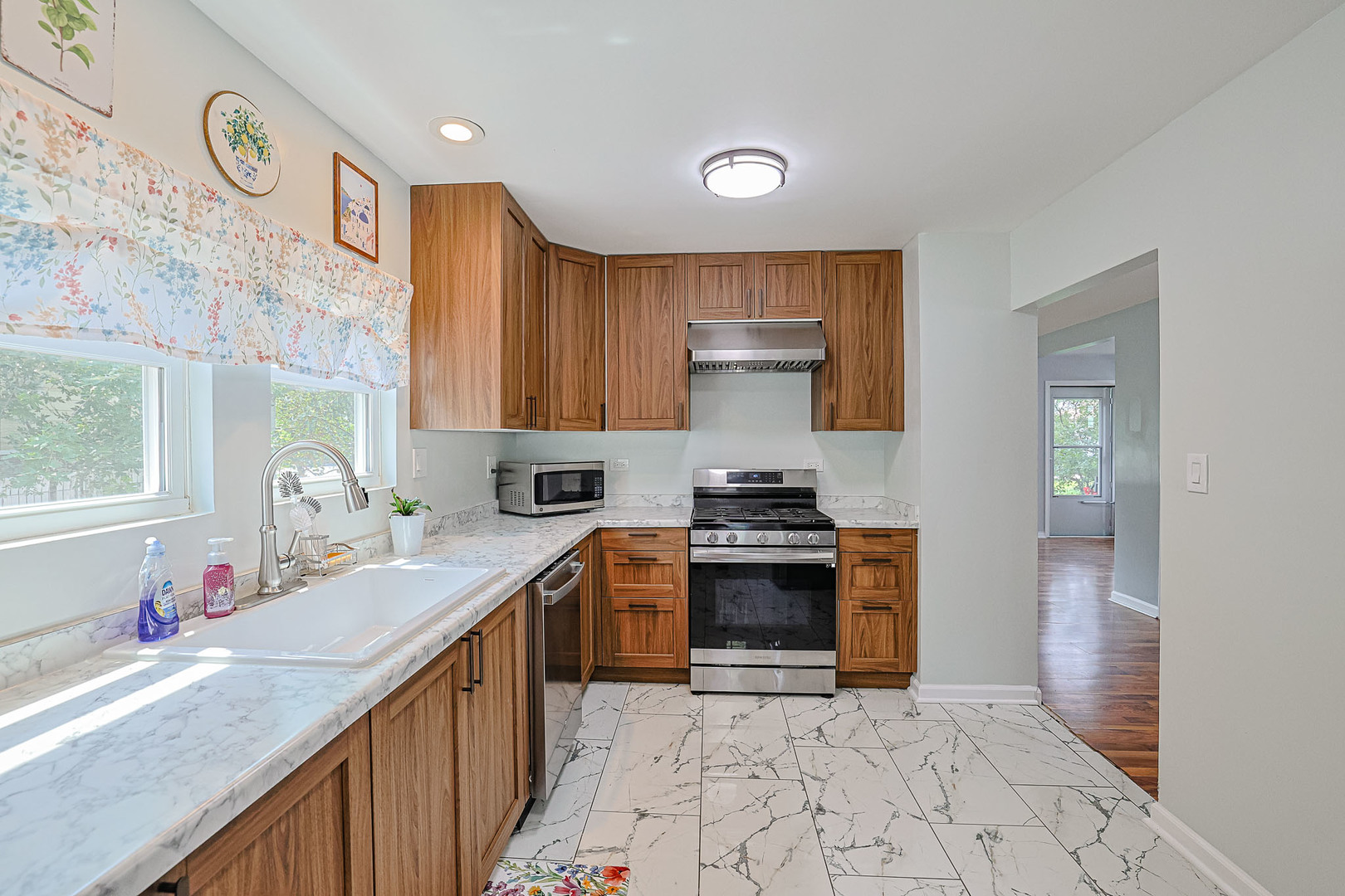 1429 Ridgeway Avenue Property Photo 10