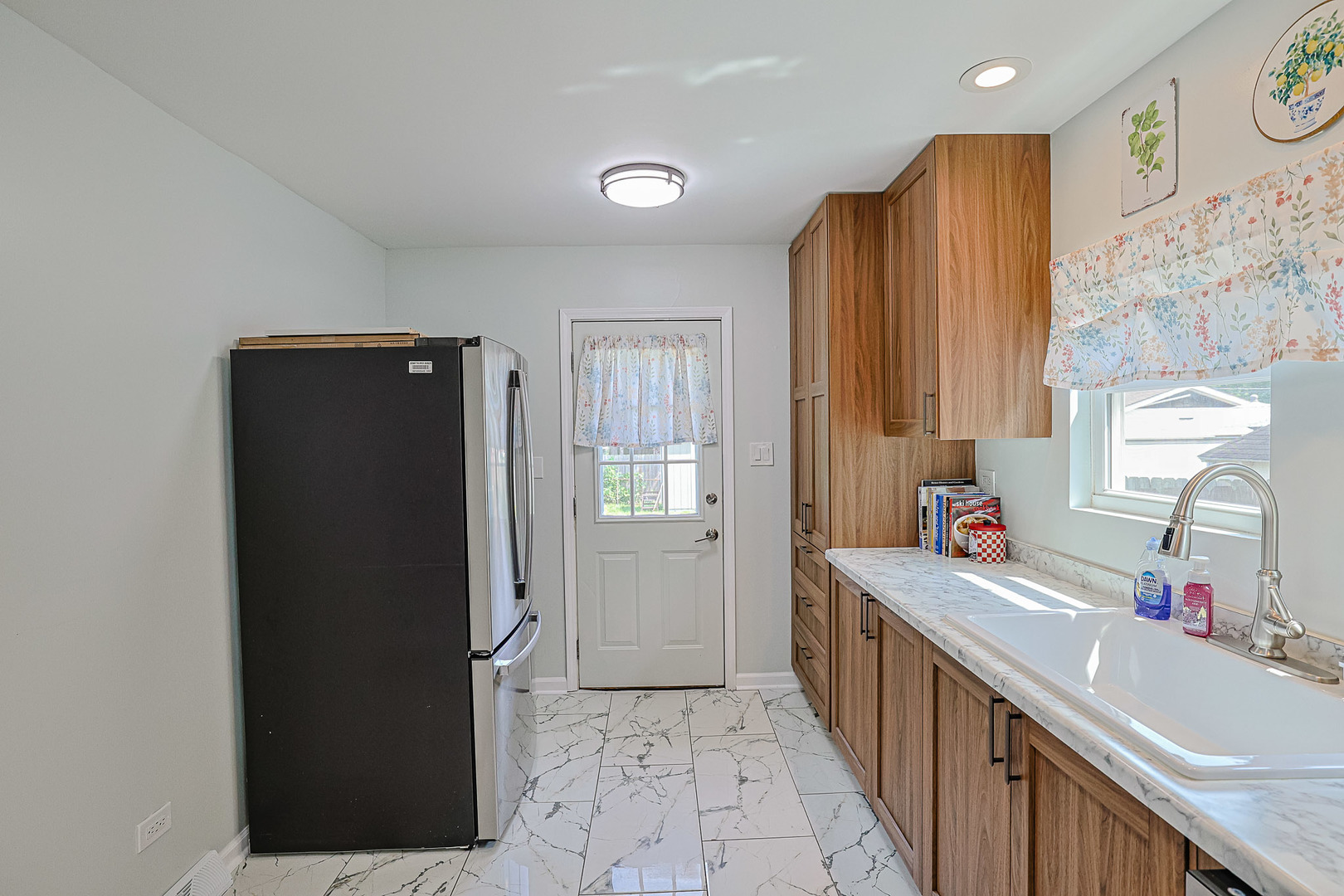 1429 Ridgeway Avenue Property Photo 12