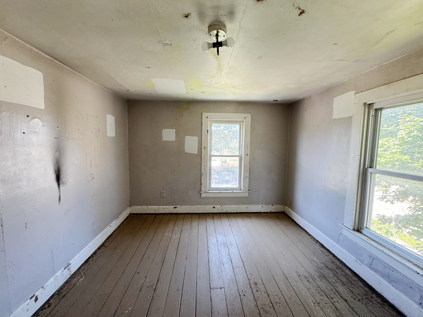 302 E Prospect Street Property Photo 13