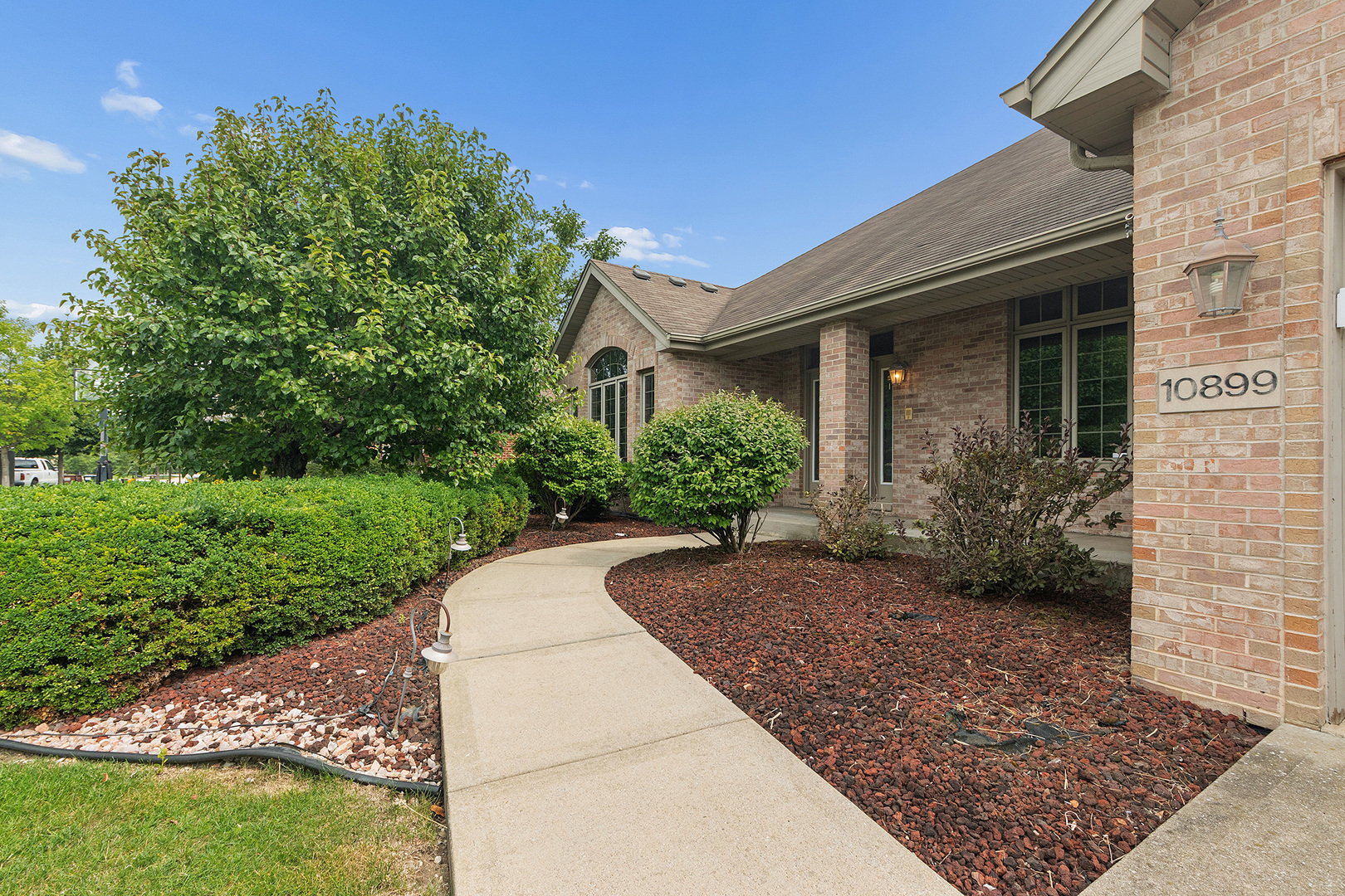 10899 Swallow Tail Lane Property Photo 4