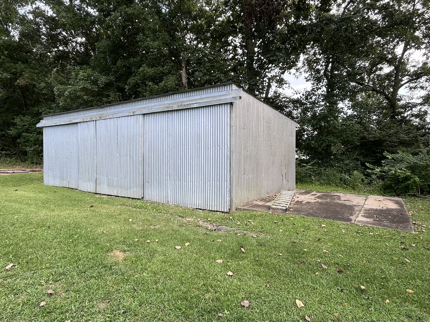 1720 Hugenberg Lane Property Photo 3
