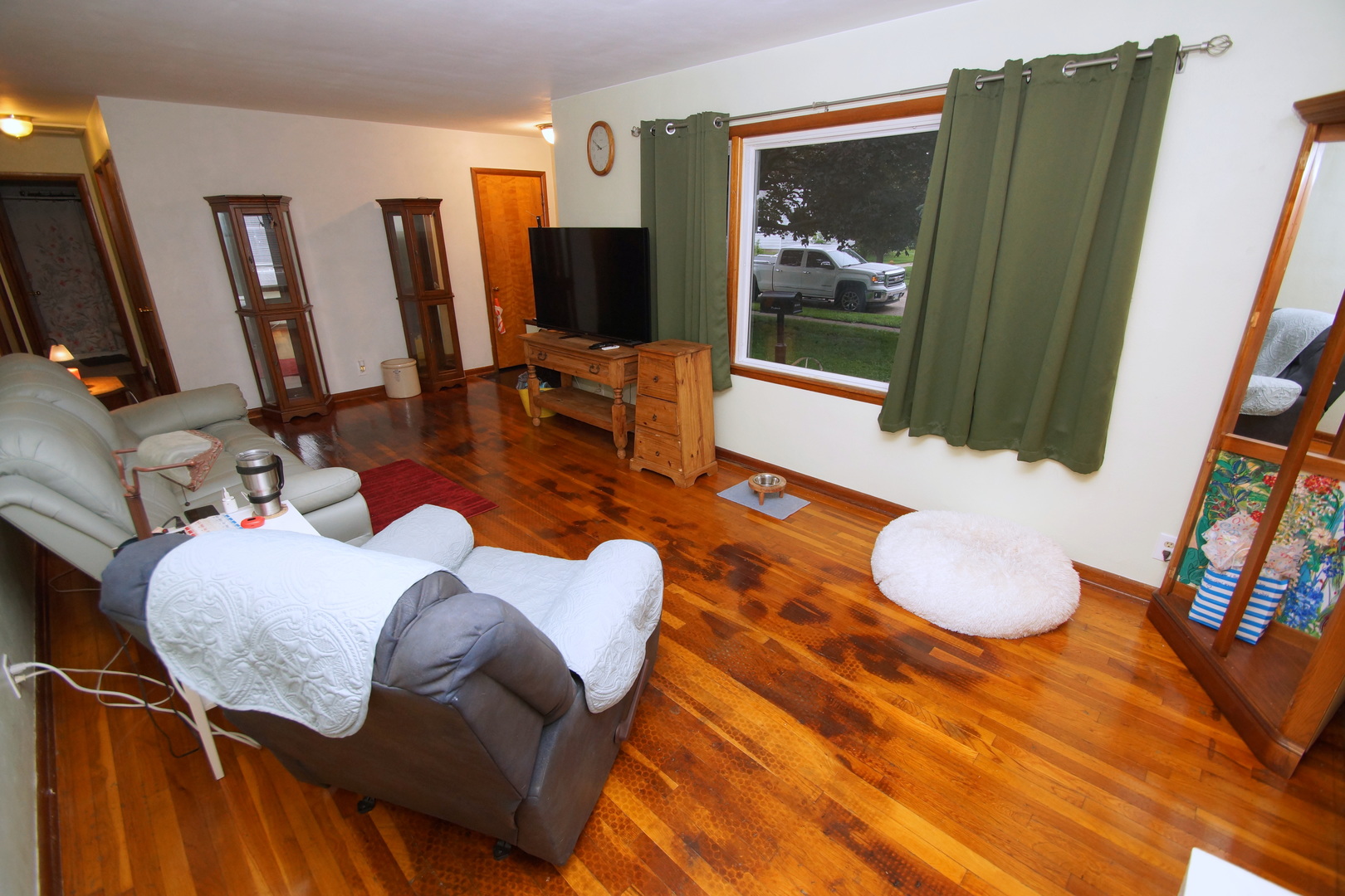 2729 Bellevue Avenue Property Photo 6