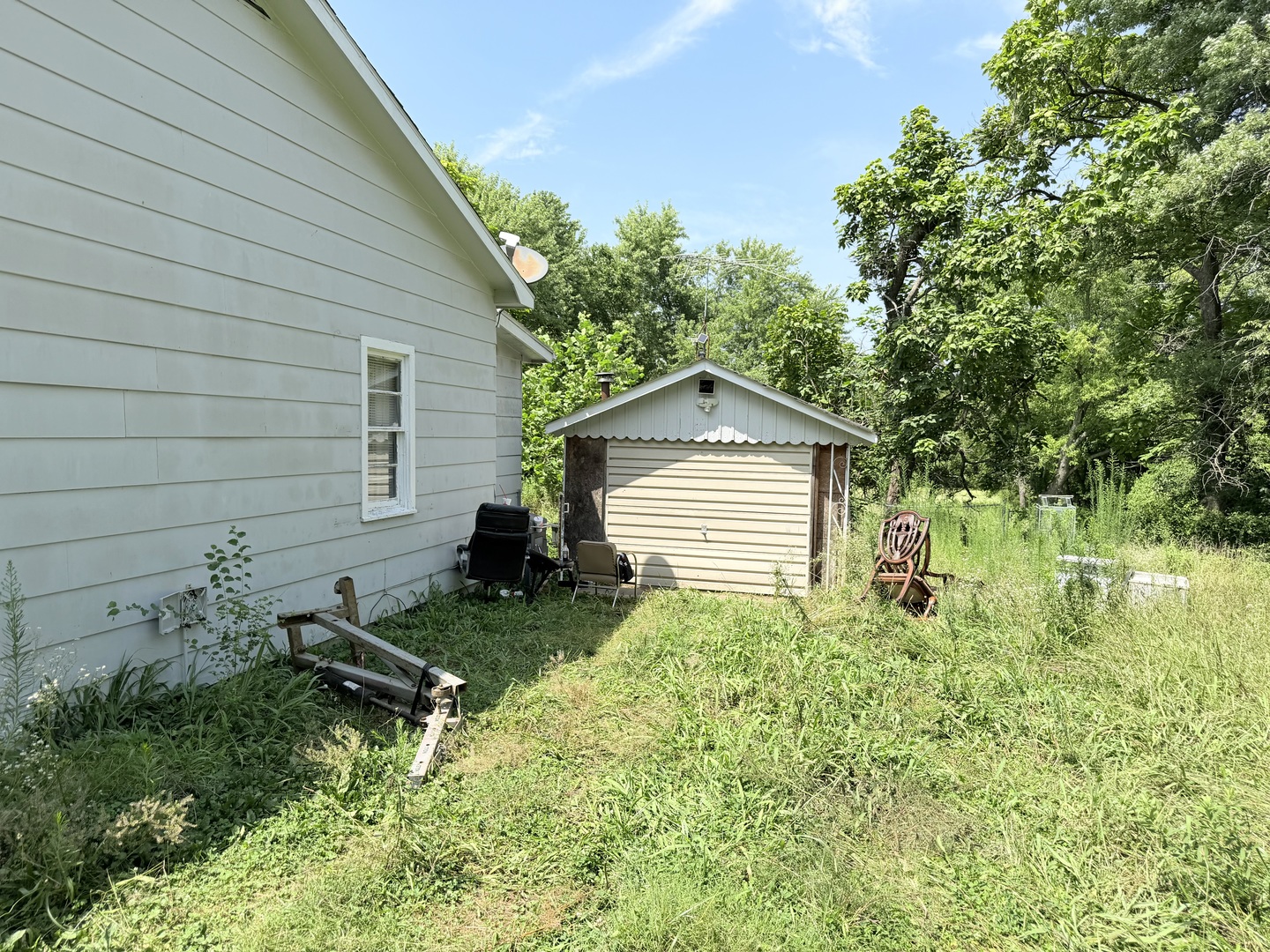 261 E Trammel Street Property Photo 4