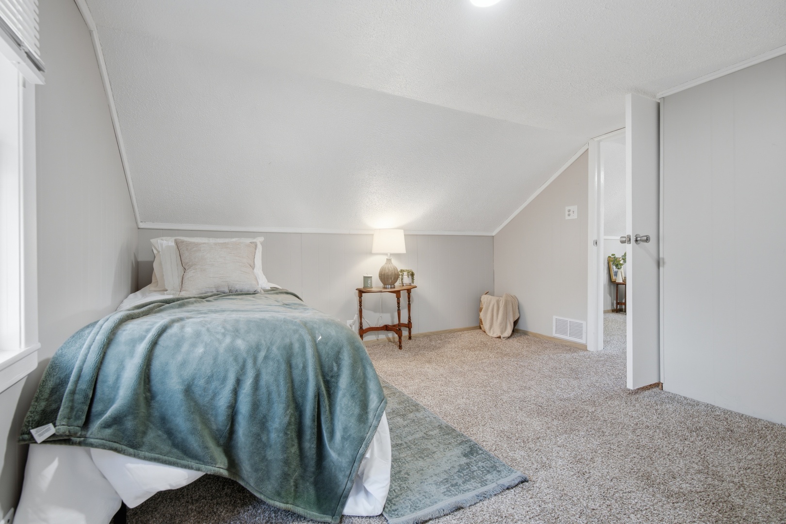 1215 Colton Avenue Property Photo 19