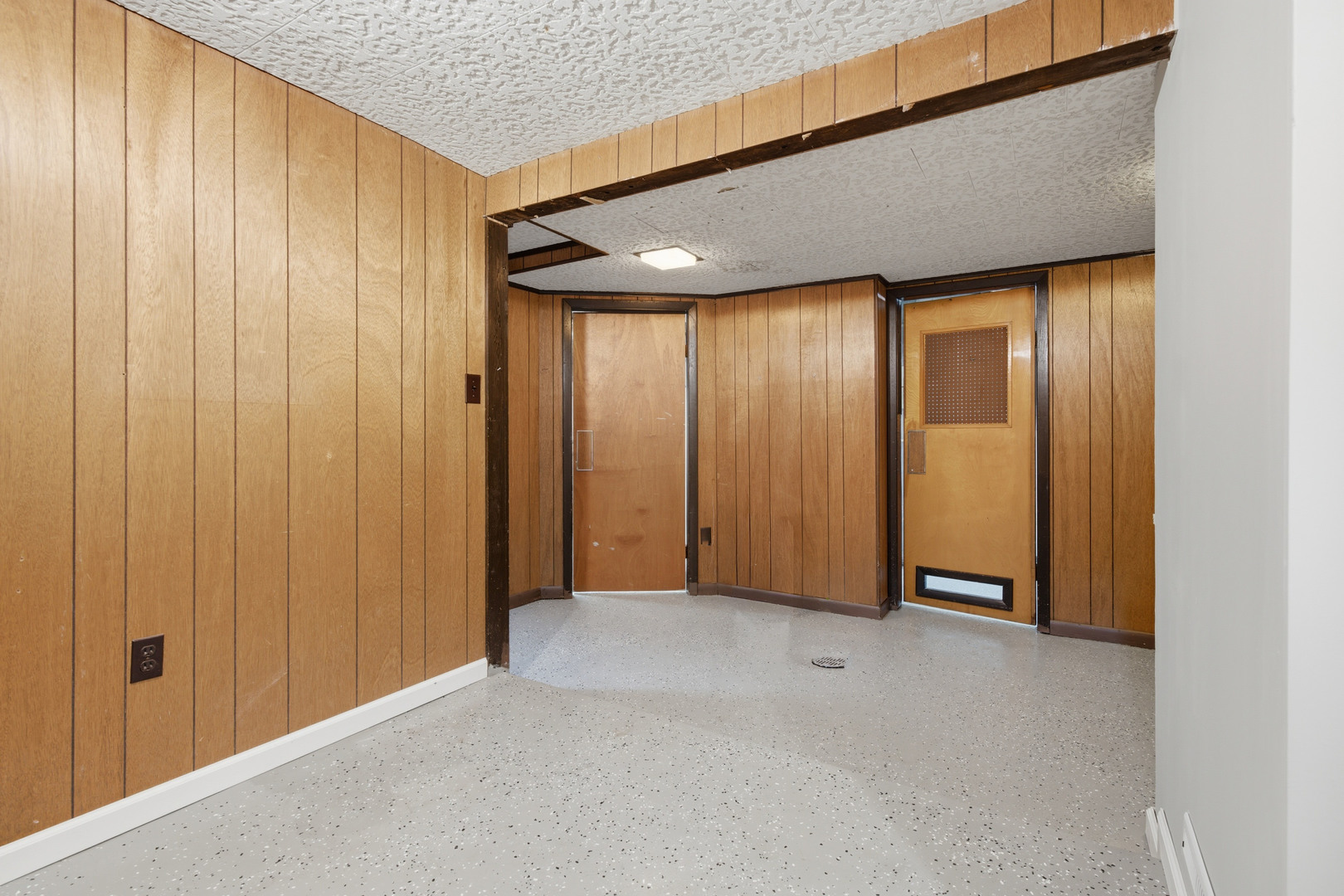 1215 Colton Avenue Property Photo 23