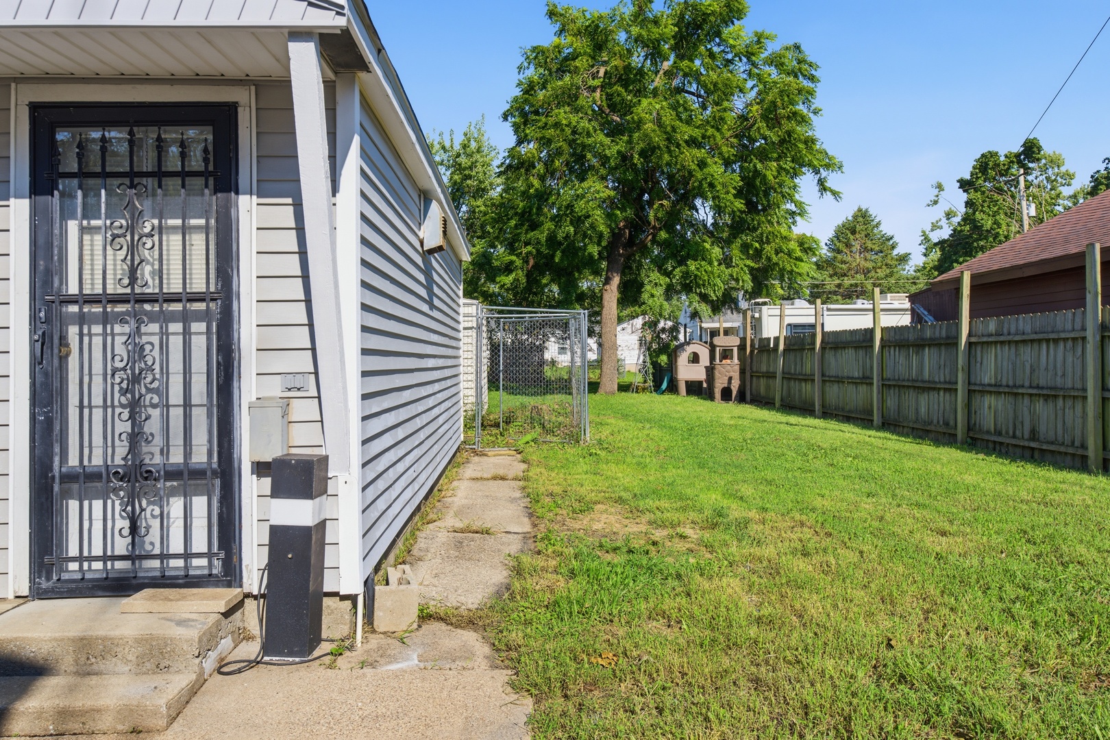 1215 Colton Avenue Property Photo 27