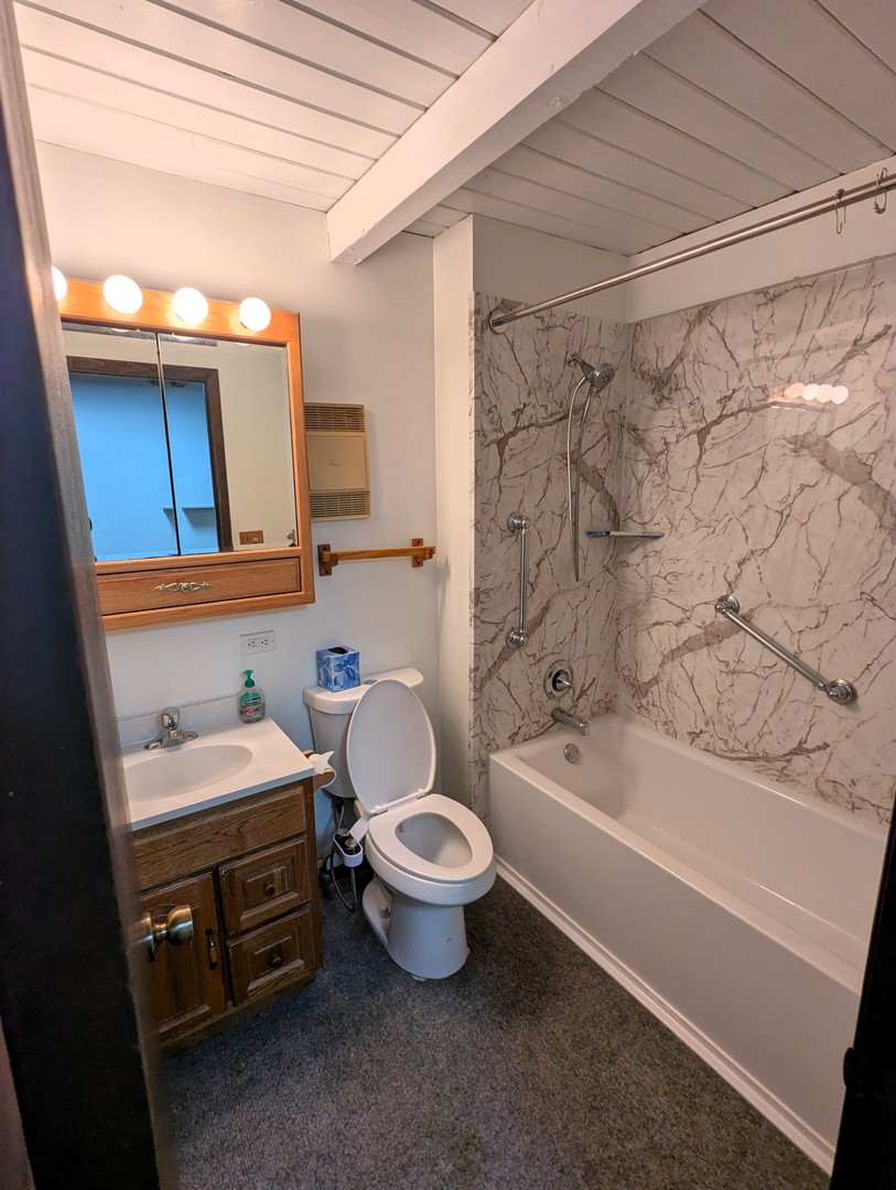 149 Forest Avenue C Property Photo 5
