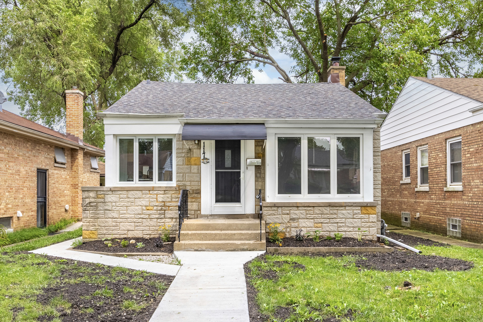 117 Morris Avenue Property Photo 1
