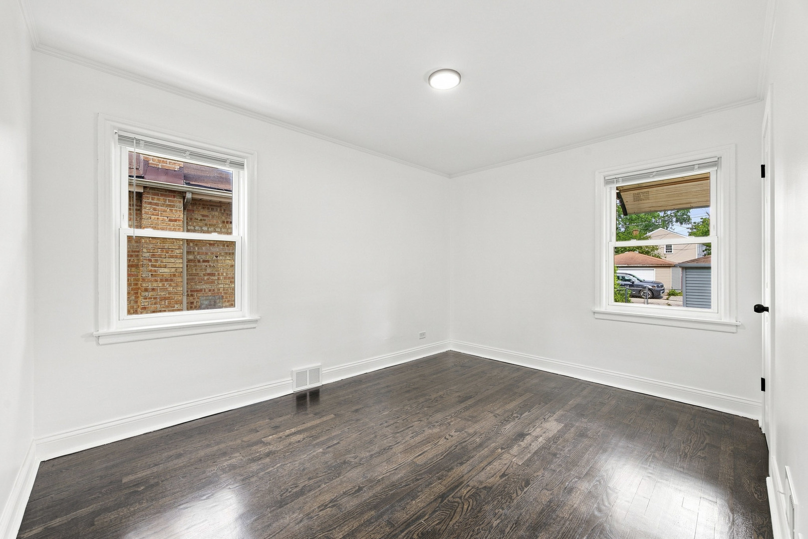 117 Morris Avenue Property Photo 11